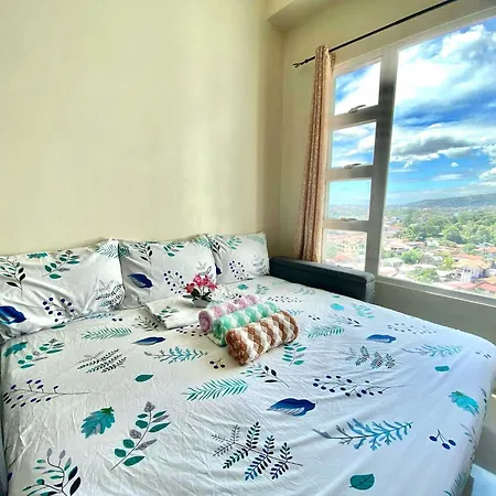 Group-Friendly 2Br Cebu Condo With Mall Access