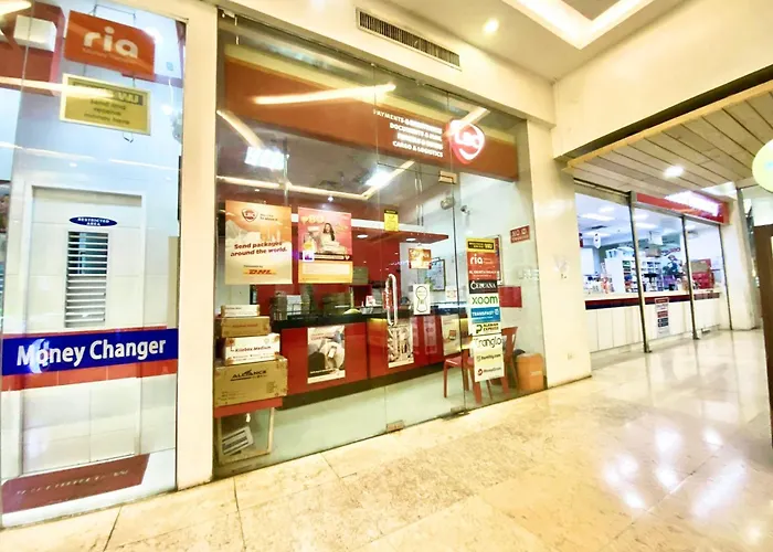 Group-friendly 2br With Mall Access Aparthotel