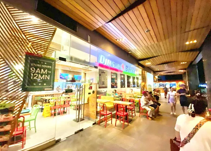 Aparthotel Group-friendly 2br With Mall Access 3*