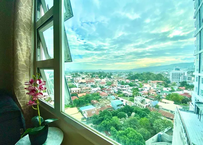 Group-friendly 2br With Mall Access 3*