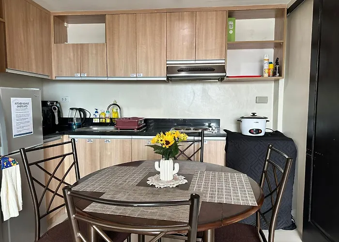 Aparthotel Group-friendly 2br With Mall Access 3*